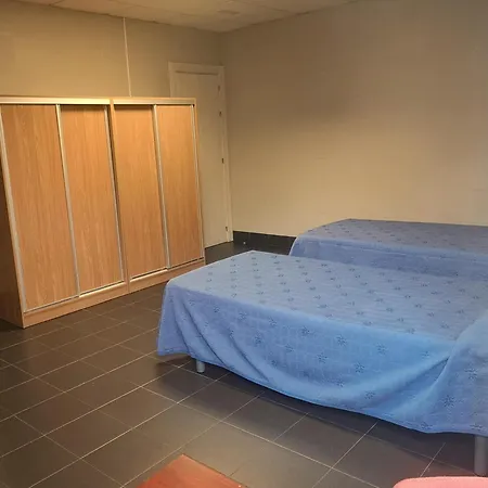 Hostel Residencia Universitaria Jose Sardina