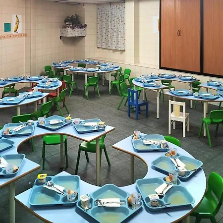 Residencia Universitaria Jose Sardina *