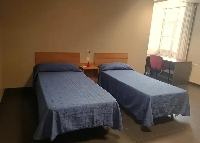 Residencia Universitaria Jose Sardina * A Coruña